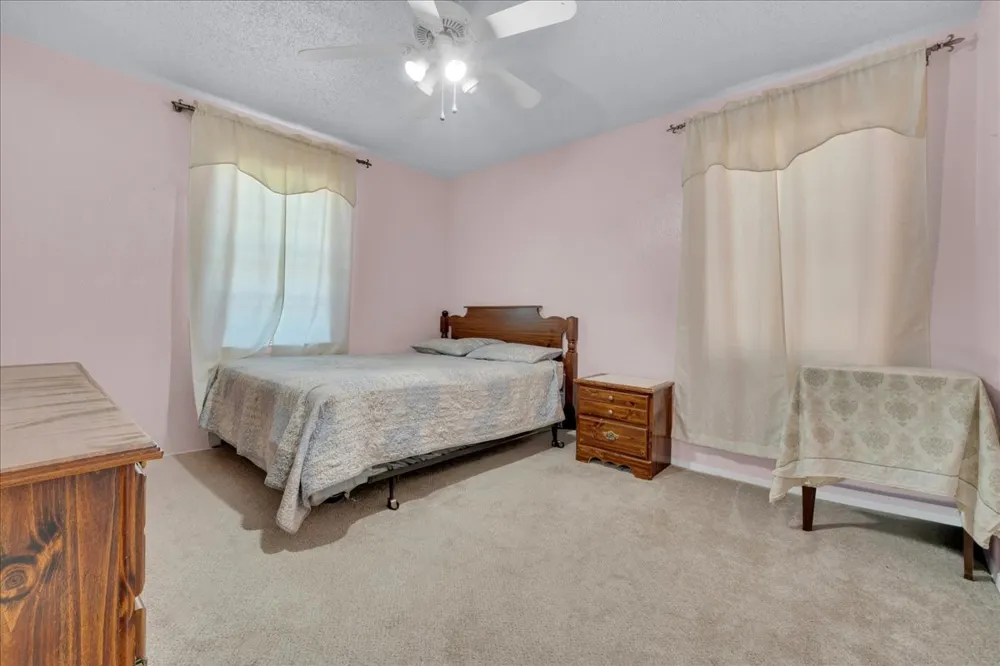 2210 Starlite Lane Irving, TX 75061