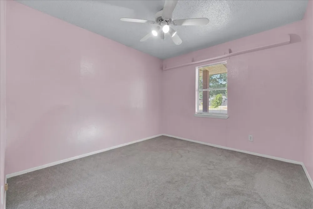 2210 Starlite Lane Irving, TX 75061