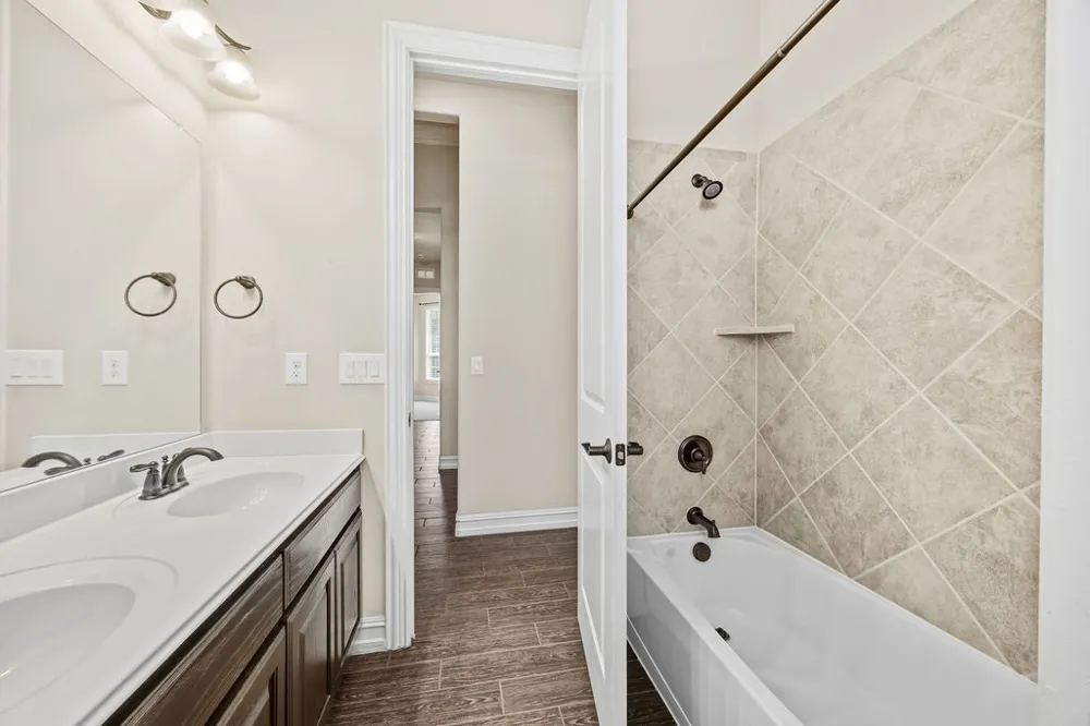 956 Byron Street Allen, TX 75013