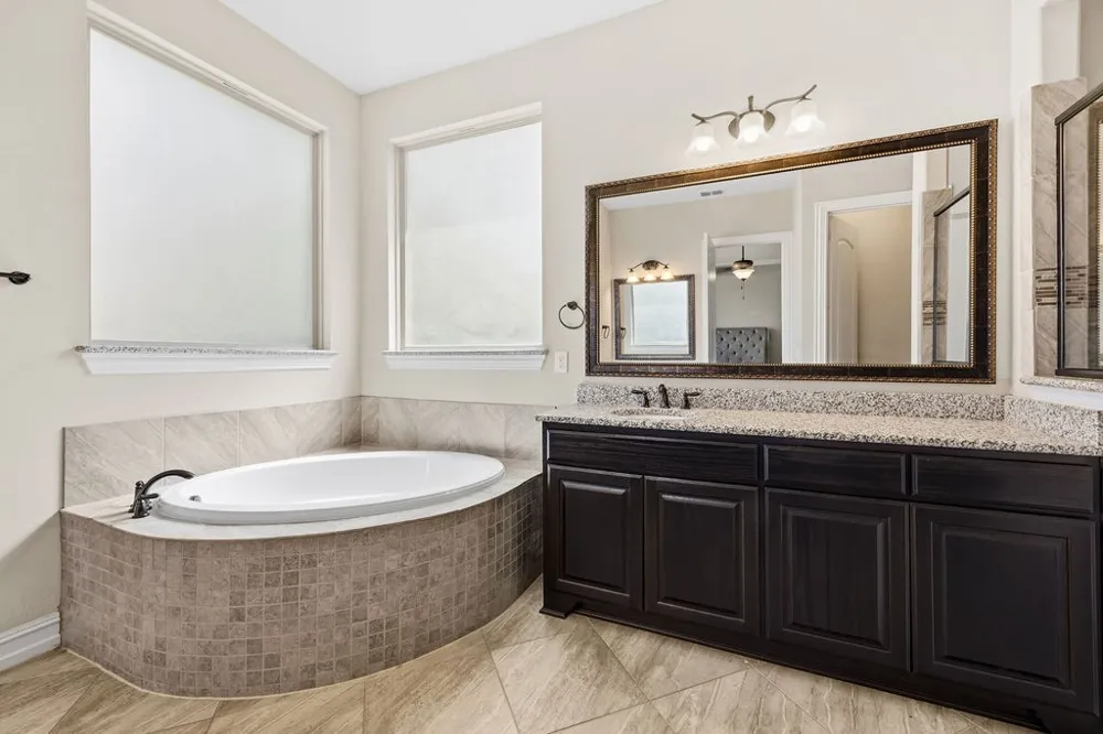 956 Byron Street Allen, TX 75013