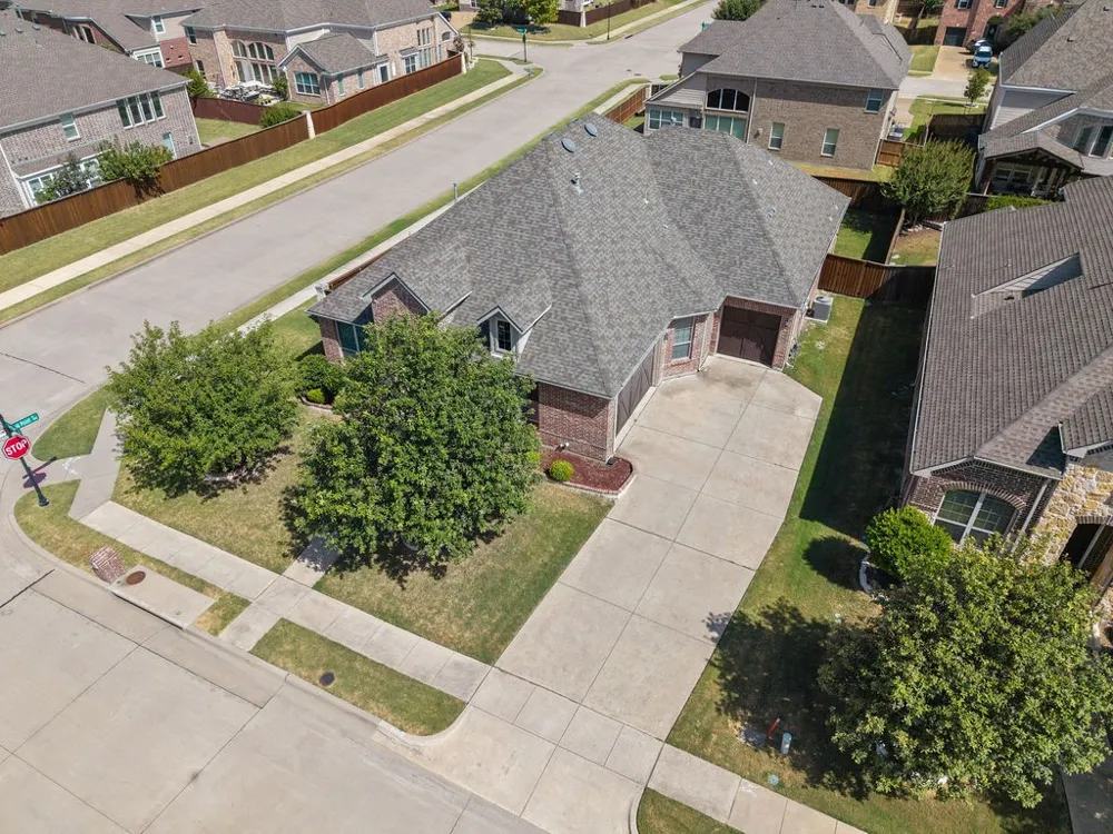 956 Byron Street Allen, TX 75013