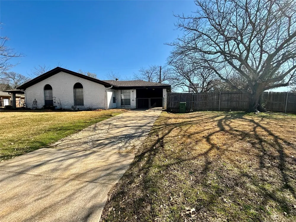 800 Irwin Drive #A Hurst, TX 76053
