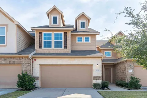 1135 Lexington Grove Drive