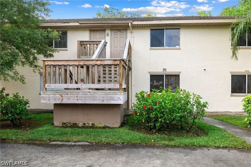 16th Place SW #E4 Naples, FL 34116