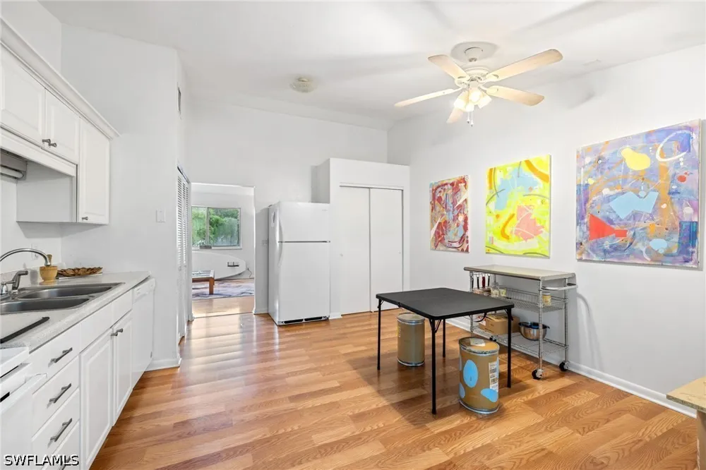 16th Place SW #E4 Naples, FL 34116