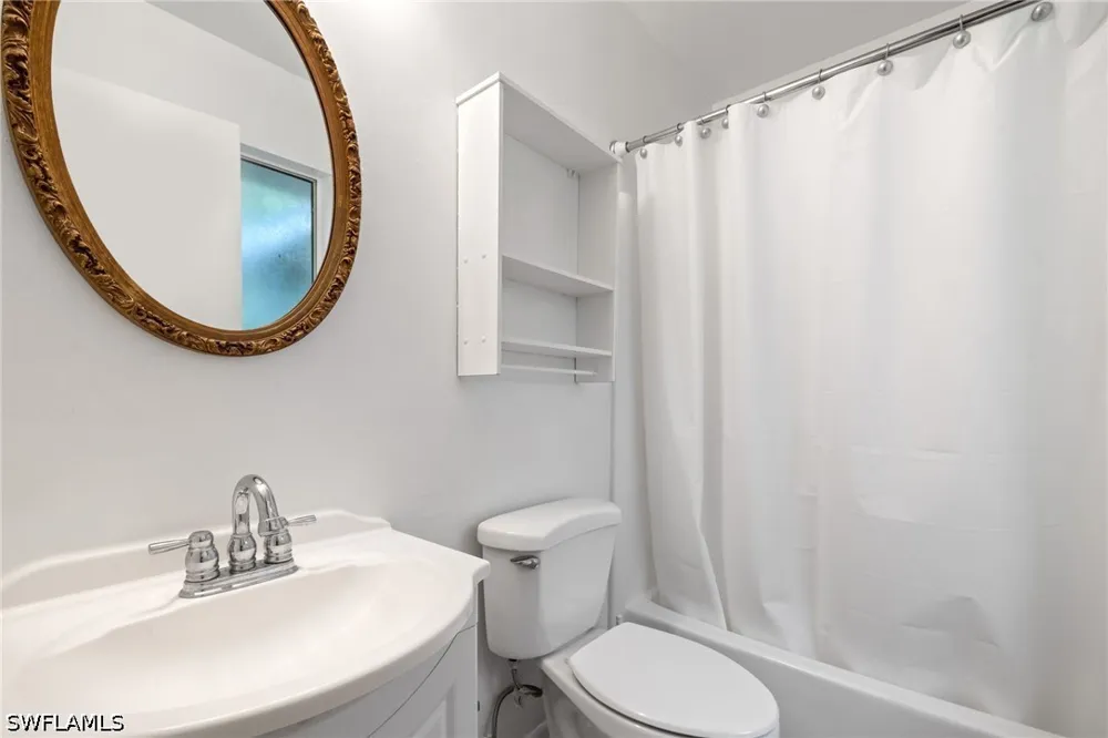 16th Place SW #E4 Naples, FL 34116