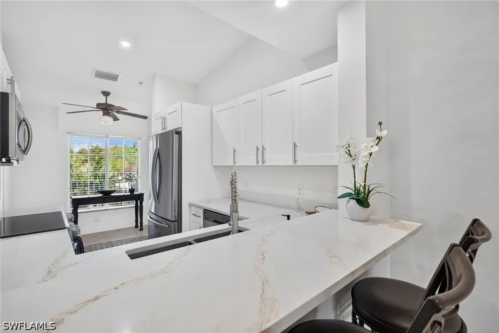 Cypress Trace Circle #204 Naples, FL 34119