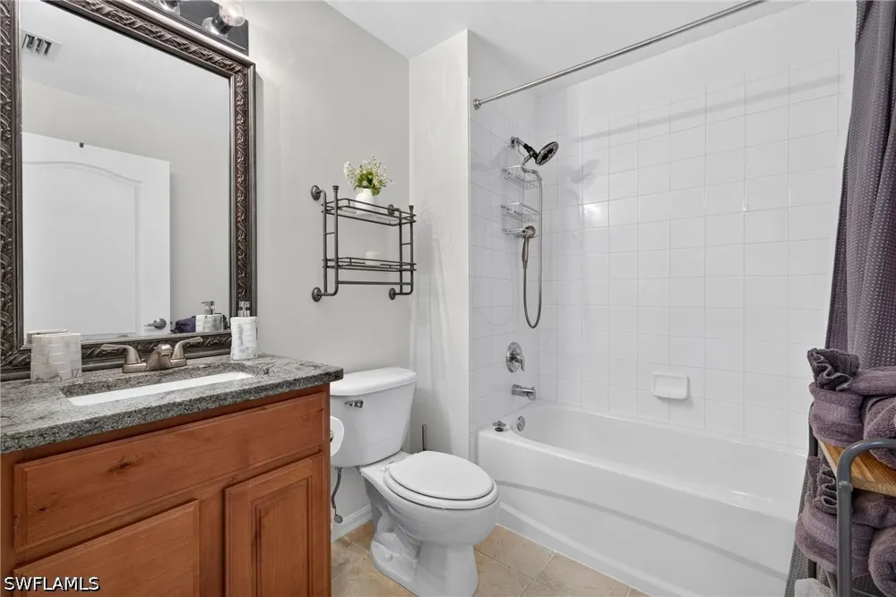 Cypress Trace Circle #204 Naples, FL 34119