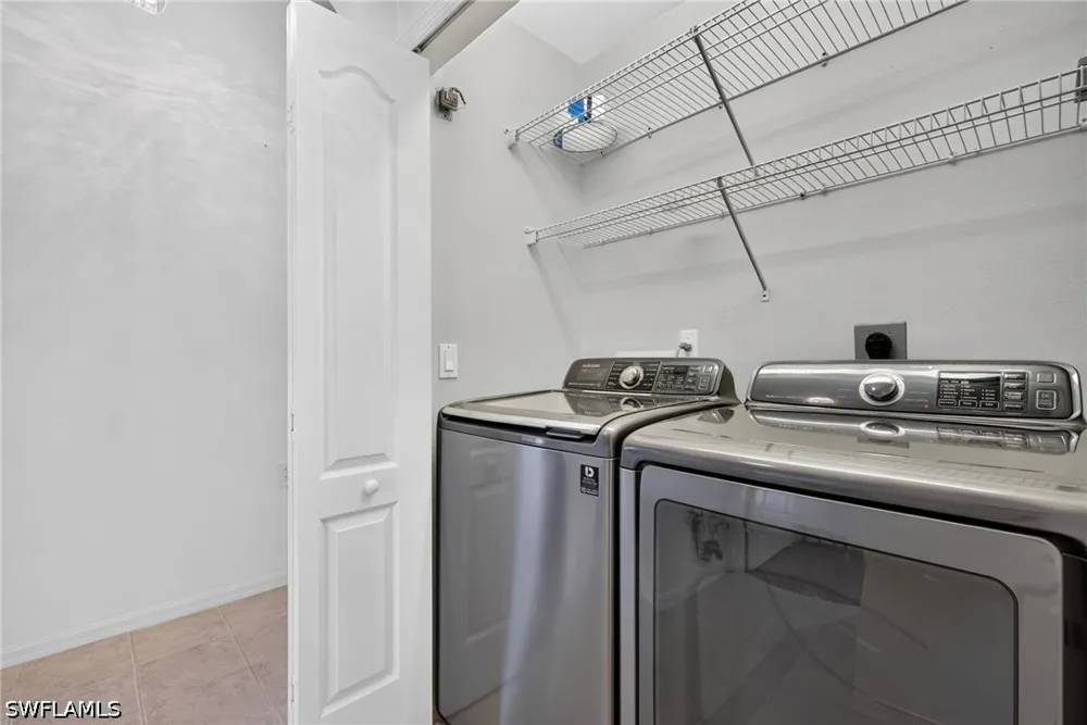 Cypress Trace Circle #204 Naples, FL 34119