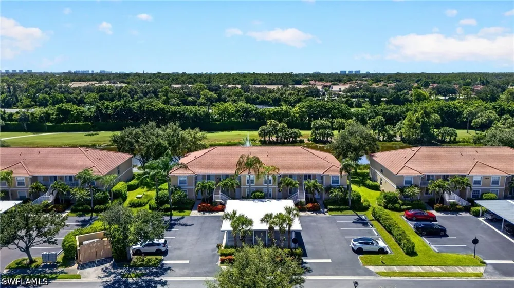Cypress Trace Circle #204 Naples, FL 34119