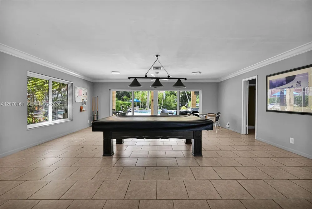 1920 NE 1st Ter #109H Wilton Manors, FL 33305