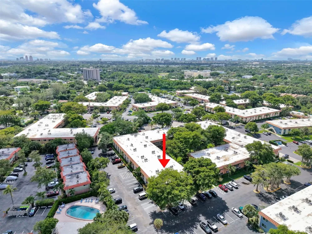 1920 NE 1st Ter #109H Wilton Manors, FL 33305