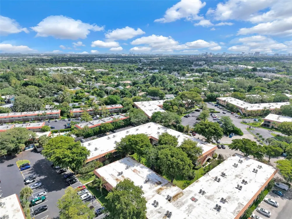 1920 NE 1st Ter #109H Wilton Manors, FL 33305