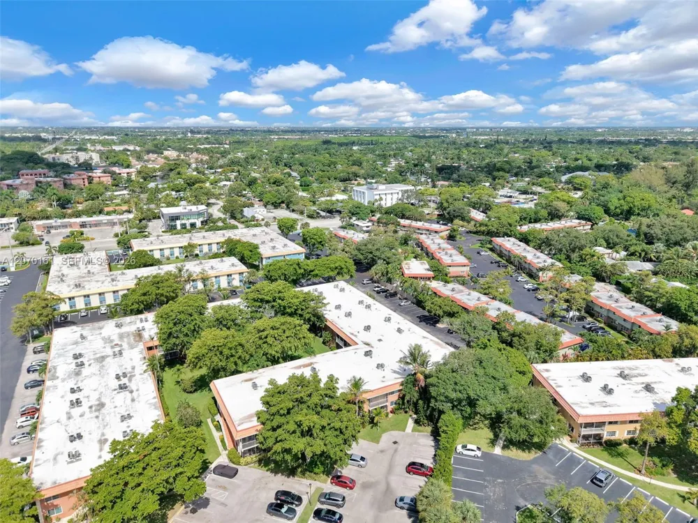 1920 NE 1st Ter #109H Wilton Manors, FL 33305