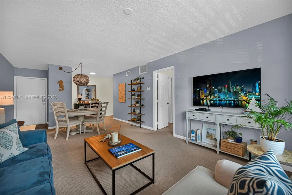 1920 NE 1st Ter #109H Wilton Manors, FL 33305