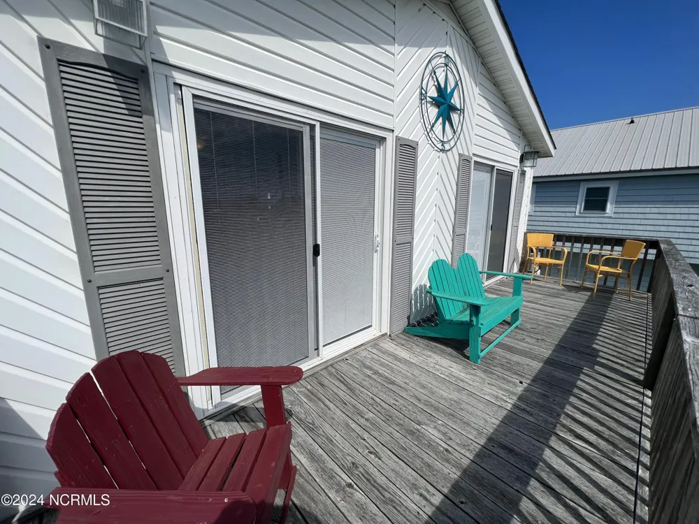 6018 6th Street Surf City, NC 28445