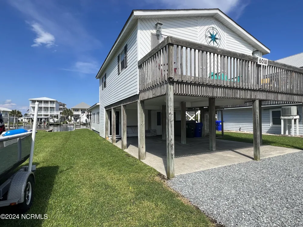 6018 6th Street Surf City, NC 28445