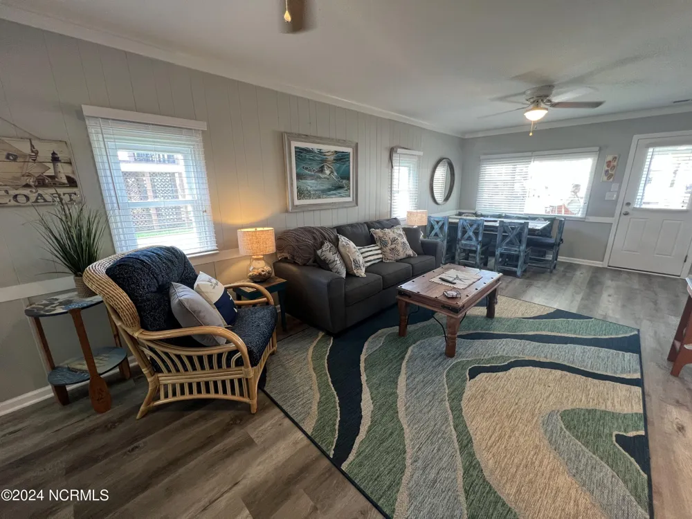 6018 6th Street Surf City, NC 28445