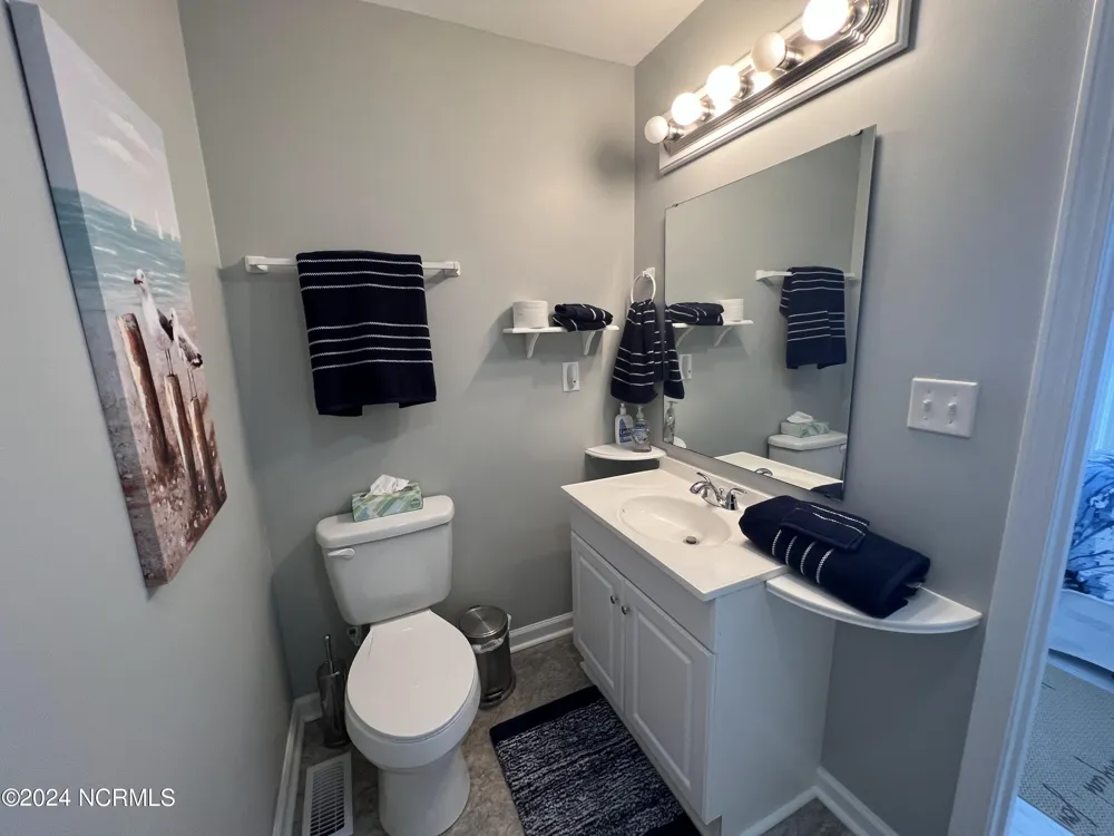 6018 6th Street Surf City, NC 28445