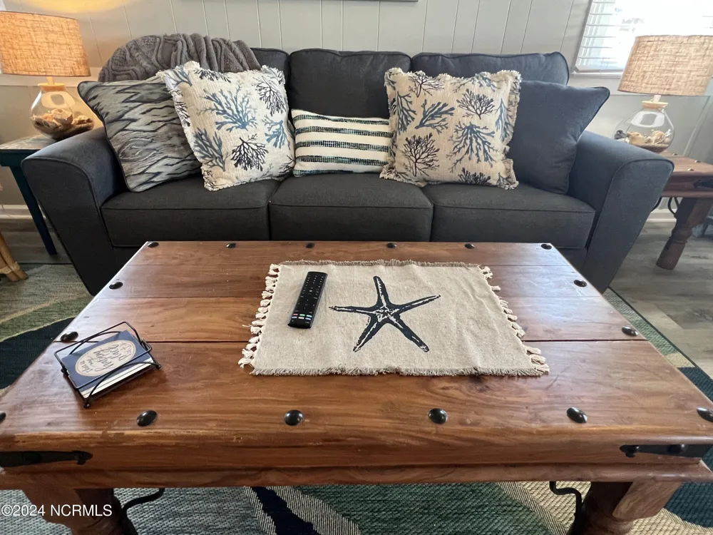 6018 6th Street Surf City, NC 28445