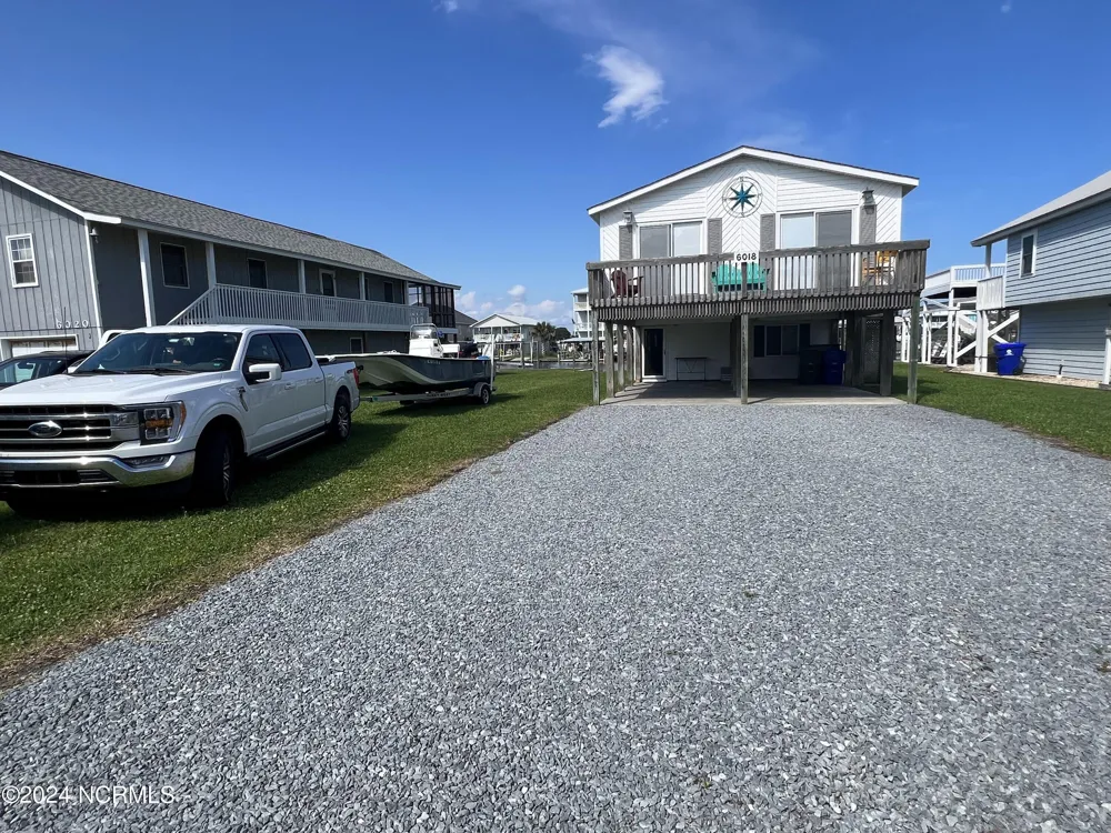 6018 6th Street Surf City, NC 28445