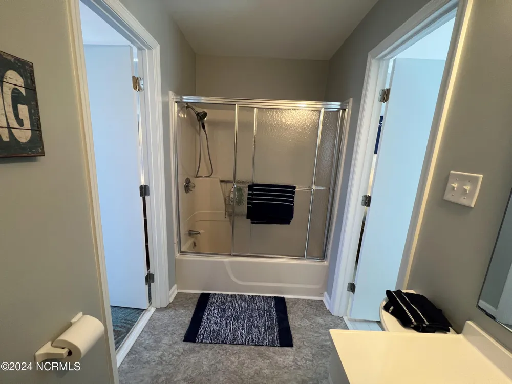 6018 6th Street Surf City, NC 28445