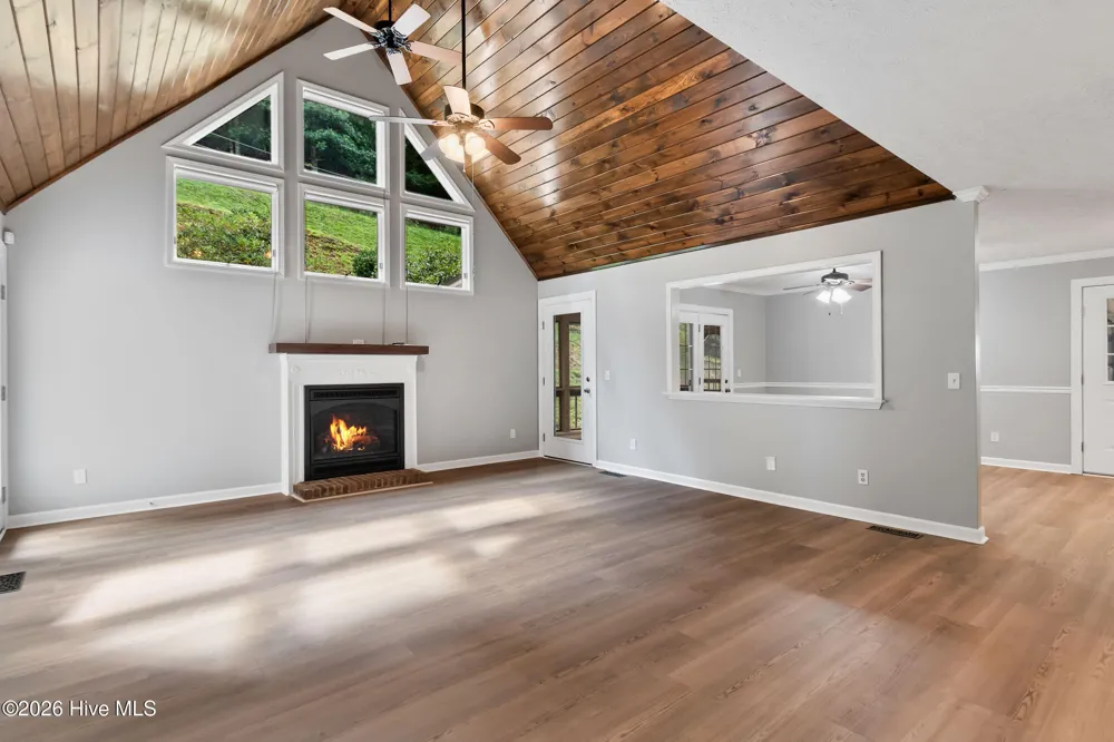 21 Grand Ridge Murphy, NC 28906