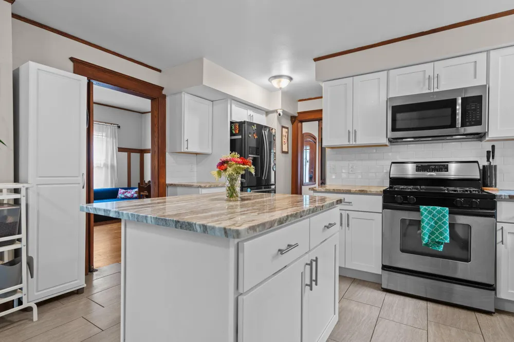 3325 Clark Street Wayne, MI 48184