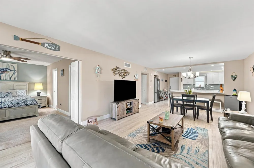 4629 POINCIANA STREET #304 Lauderdale By The Sea, FL 33308