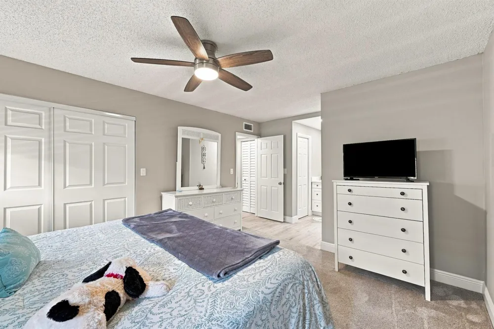 4629 POINCIANA STREET #304 Lauderdale By The Sea, FL 33308