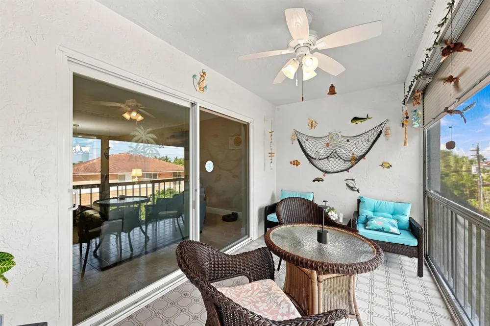 4629 POINCIANA STREET #304 Lauderdale By The Sea, FL 33308