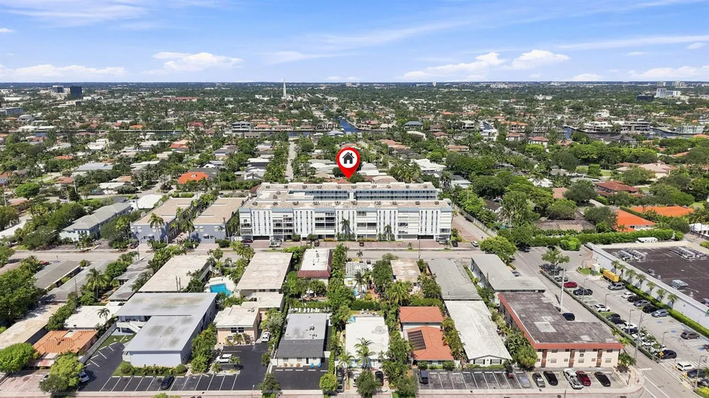 4629 POINCIANA STREET #304 Lauderdale By The Sea, FL 33308
