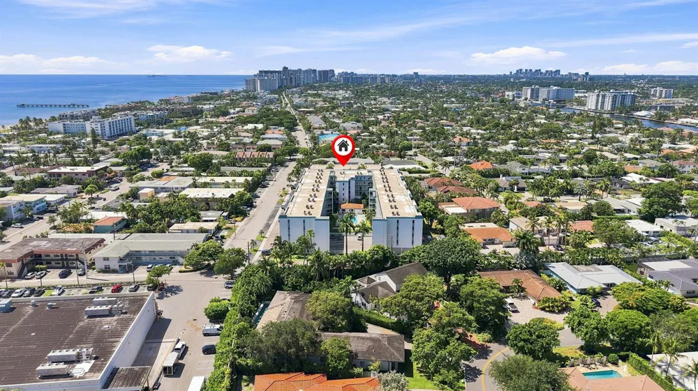 4629 POINCIANA STREET #304 Lauderdale By The Sea, FL 33308