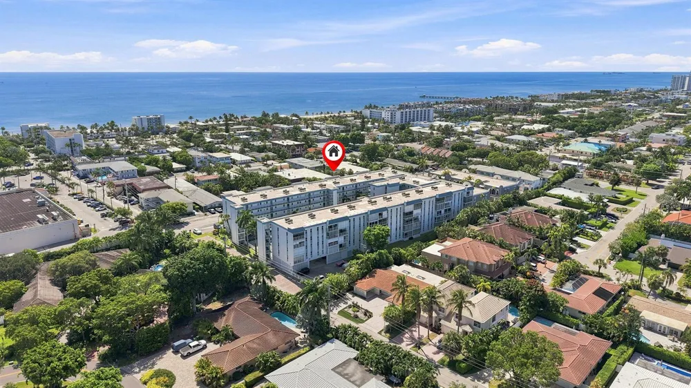 4629 POINCIANA STREET #304 Lauderdale By The Sea, FL 33308