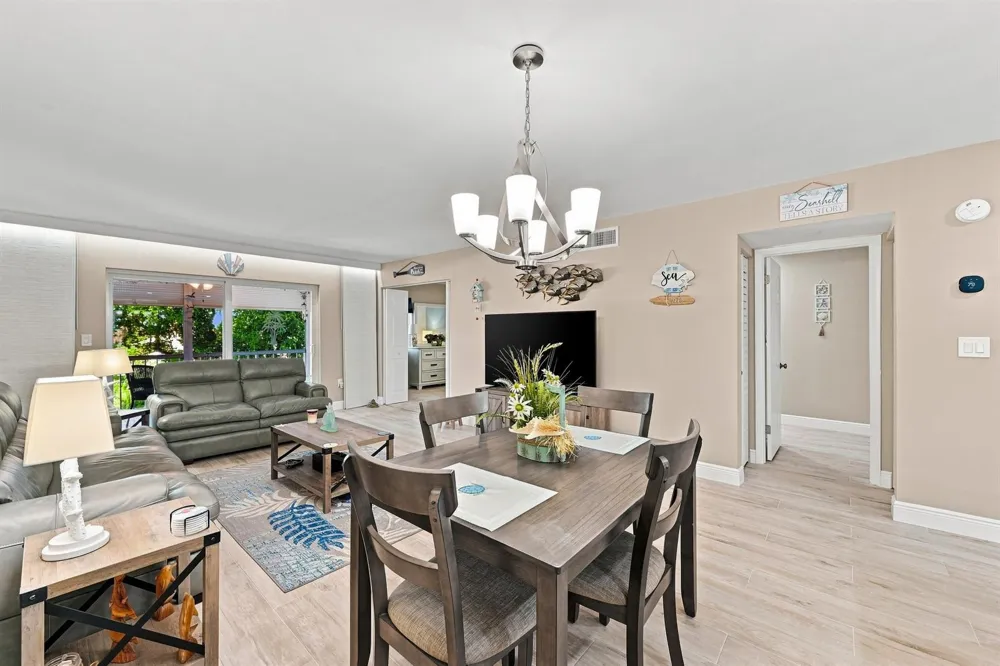 4629 POINCIANA STREET #304 Lauderdale By The Sea, FL 33308