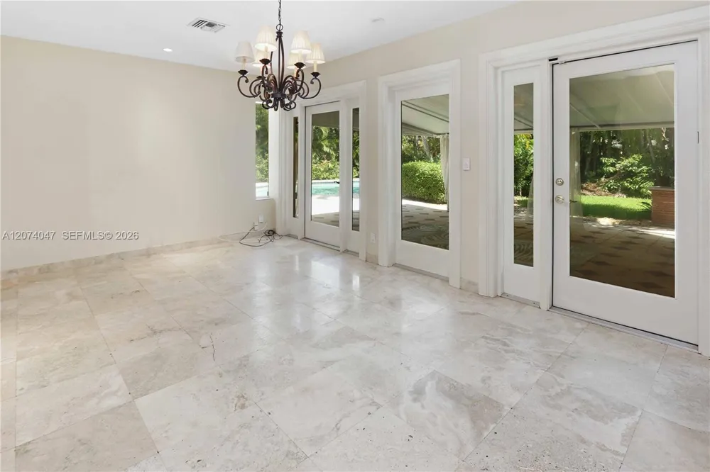 1030 Polk St Hollywood, FL 33019