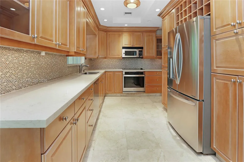 1030 Polk St Hollywood, FL 33019