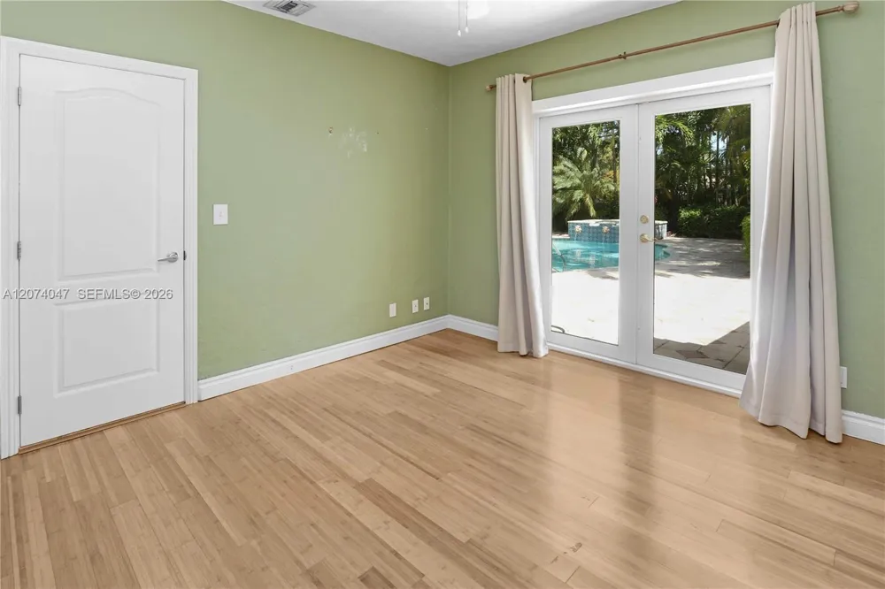 1030 Polk St Hollywood, FL 33019