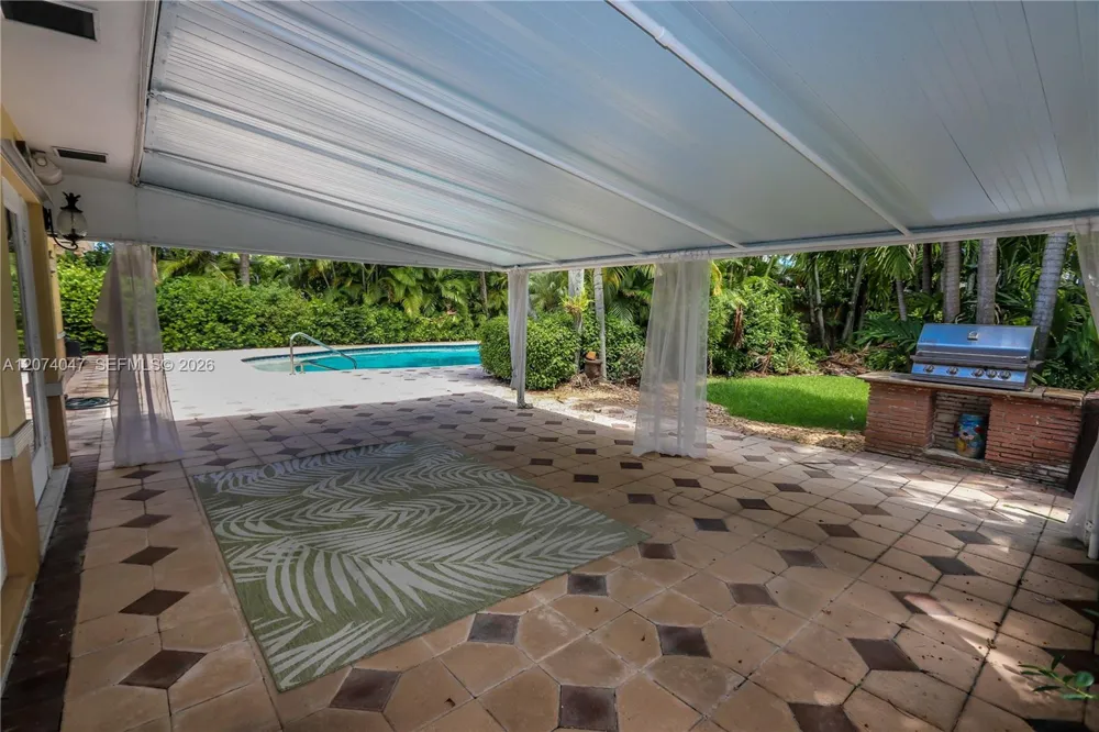 1030 Polk St Hollywood, FL 33019