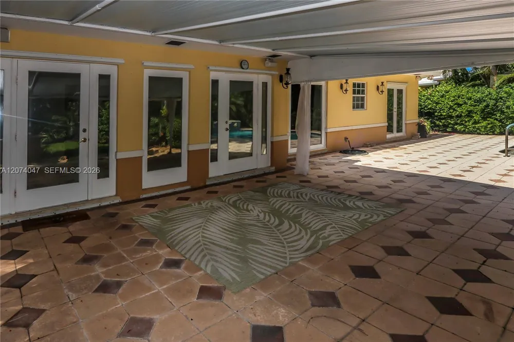 1030 Polk St Hollywood, FL 33019