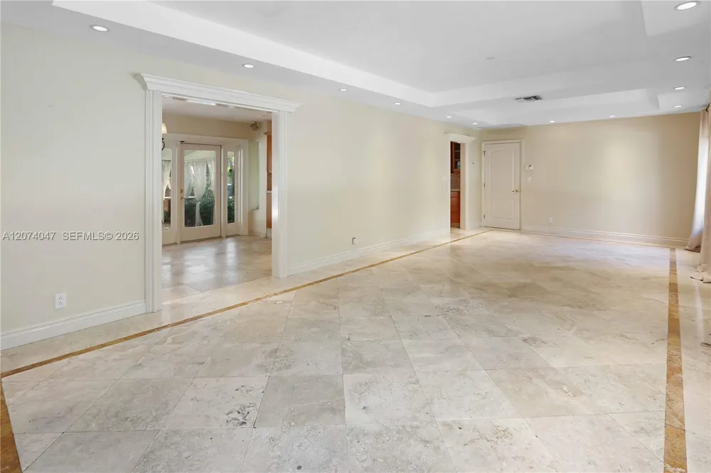 1030 Polk St Hollywood, FL 33019