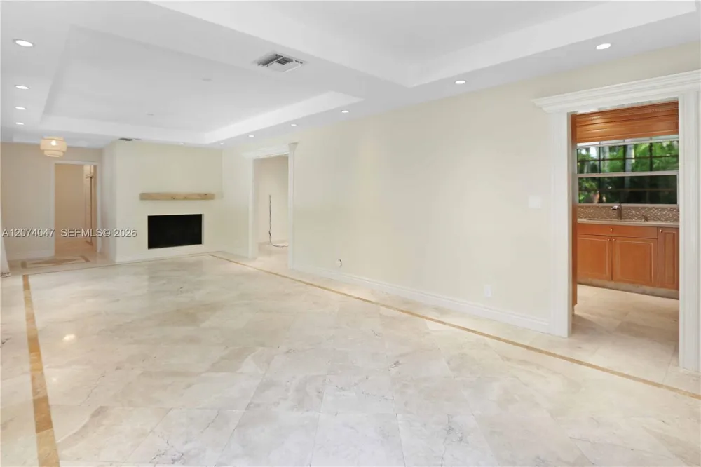 1030 Polk St Hollywood, FL 33019
