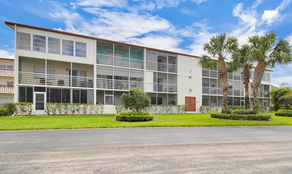 412 BRIGHTON J Boca Raton, FL 33434