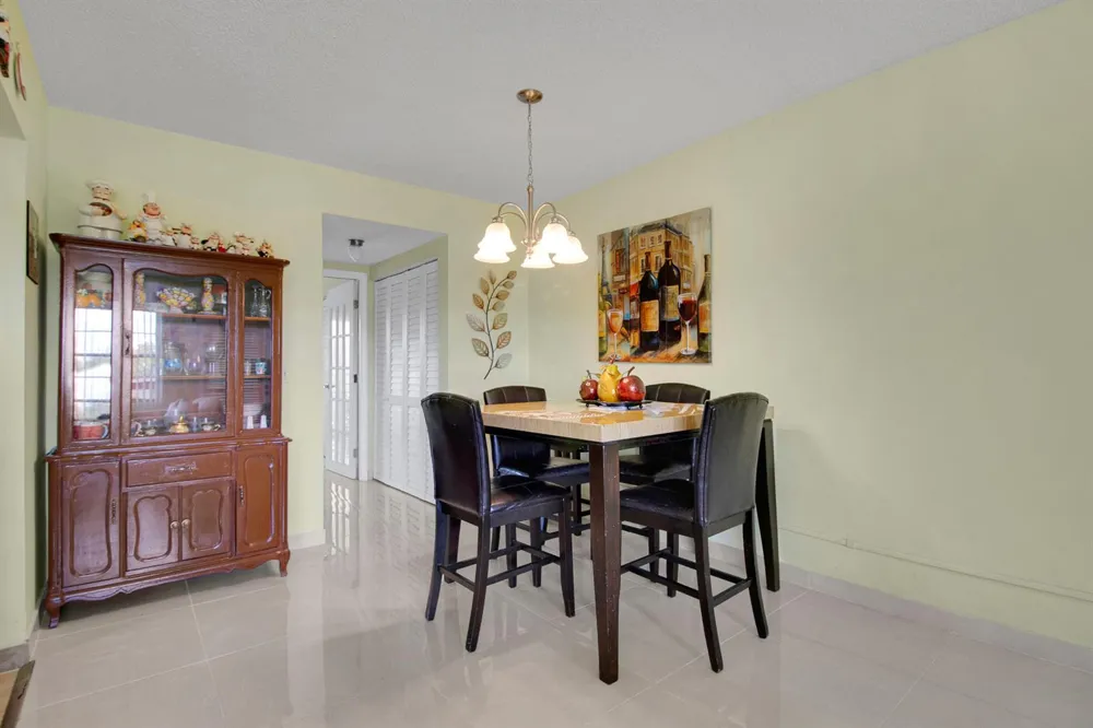 412 BRIGHTON J Boca Raton, FL 33434