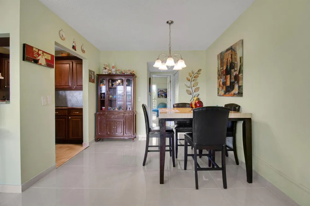 412 BRIGHTON J Boca Raton, FL 33434