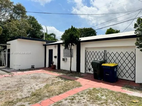 42 SE 10th Ter #3
