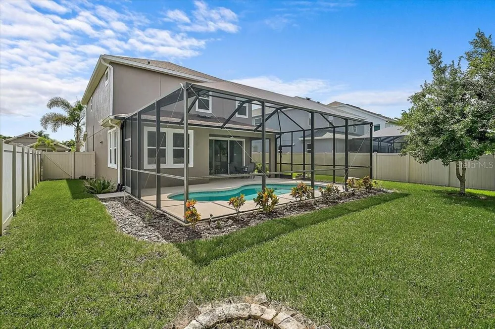 7536 AGUILA DRIVE Sarasota, FL 34240