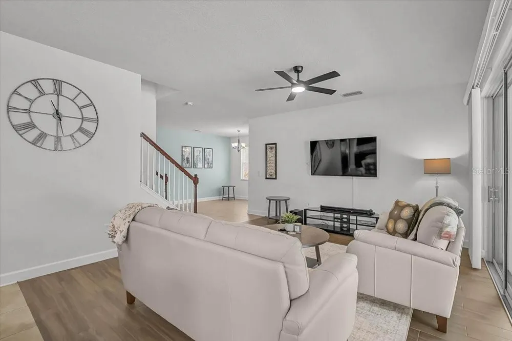7536 AGUILA DRIVE Sarasota, FL 34240