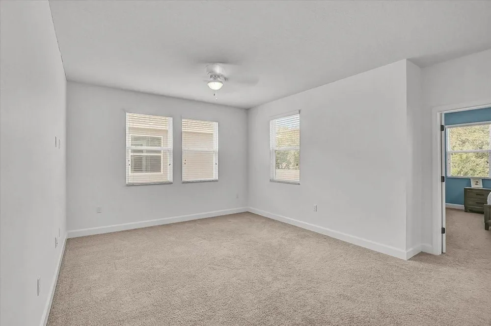 7536 AGUILA DRIVE Sarasota, FL 34240