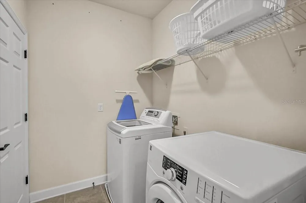 7536 AGUILA DRIVE Sarasota, FL 34240